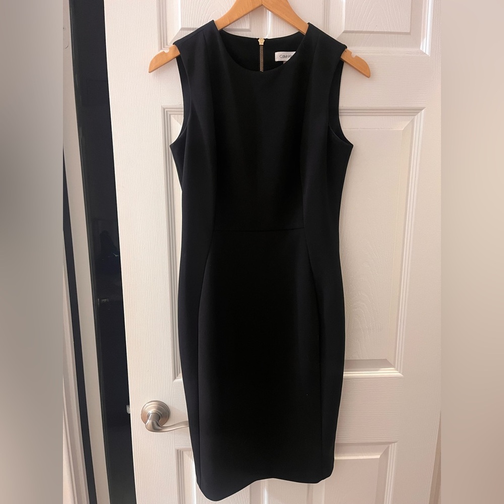 Calvin Klein Sleeveless Sheath Dress size 6